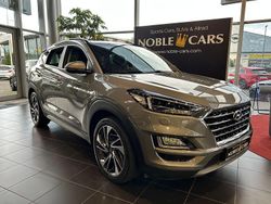 Olivine (metallic) Gebraucht 2019 Hyundai Tucson Premium SUV | 23.790 € (Teuer)