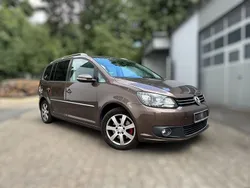 Braun Gebraucht 2012 VW Touran Highline Van / Kleinbus | 6.750 € (Guter Preis)