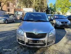 Silber Gebraucht 2009 Skoda Fabia Limousine | 3.800 € (Etwas zu teuer)