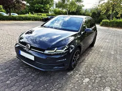 Grau Gebraucht 2018 VW Golf VII Trendline Limousine | 12.499 € (Fairer Preis)