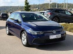Blau Gebraucht 2023 VW Golf VIII Life Limousine | 23.490 € (Guter Preis)