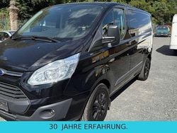 Schwarz Gebraucht 2017 Ford Transit Custom Trend Limousine | 8.300 € (Teuer)