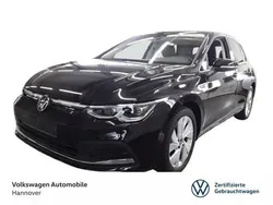 Deep black perleffekt Gebraucht 2023 VW Golf VIII Style Limousine | 26.280 € (Fairer Preis)