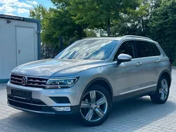 Silber Gebraucht 2016 VW Tiguan Highline SUV | 20.999 € (Fairer Preis)