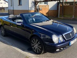 Blau Gebraucht 2002 Mercedes CLK230 Avantgarde Cabrio | 10.200 € (Teuer)