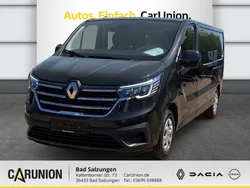 Tenebroschwarz meta Gebraucht 2023 Renault Trafic Life Van | 38.500 € (Fairer Preis)