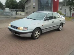 Silber Gebraucht 1995 Toyota Carina Kleinwagen | 2.399 €