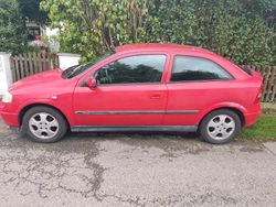 Rot Gebraucht 2001 Opel Astra Coupé | 750 € (Guter Preis)