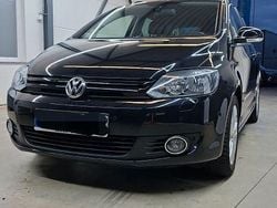 Schwarz Gebraucht 2012 VW Golf Plus Cross Match Van / Kleinbus | 5.999 € (Guter Preis)