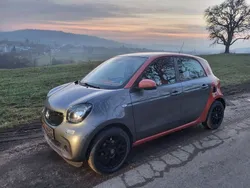 Grau Gebraucht 2015 Smart ForFour Kleinwagen | 6.999 € (Etwas zu teuer)