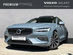 Gebraucht 2023 Volvo V60 Kombi | 45.890 € (Teuer)