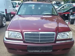 Rot Gebraucht 2000 Mercedes C180 Classic Limousine | 2.880 € (Fairer Preis)