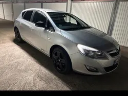 Silber Gebraucht 2010 Opel Astra Limousine | 4.999 € (Fairer Preis)