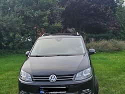Schwarz Gebraucht 2017 VW Sharan Sound Van / Kleinbus | 26.500 € (Fairer Preis)