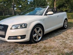 Weiß Gebraucht 2011 Audi A3 Cabriolet S-Line Cabrio | 7.350 € (Guter Preis)