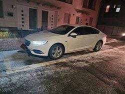 Weiß Gebraucht 2019 Opel Insignia Sport Limousine | 14.600 € (Guter Preis)
