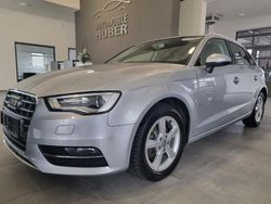 Silber Gebraucht 2015 Audi A3 Sport Limousine | 10.400 € (Fairer Preis)