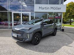 Grau Neu 2025 Toyota Yaris Hybrid Sport Limousine | 32.900 €