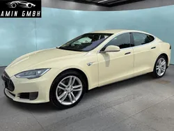 Schwarz Gebraucht 2013 Tesla Model S Limousine | 12.999 €