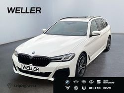 Weiss Gebraucht 2022 BMW 530 Performance Kombi | 39.490 € (Guter Preis)