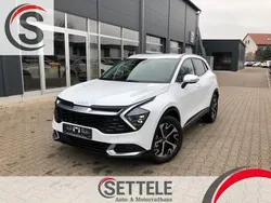 (hw2) deluxe white m Gebraucht 2024 Kia Sportage 2 SUV | 36.990 € (Guter Preis)