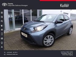 Grau Gebraucht 2024 Toyota Aygo X Business Edition SUV | 13.600 € (Fairer Preis)