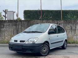 Grau Gebraucht 2000 Renault Scénic Van / Kleinbus | 1.280 € (Fairer Preis)