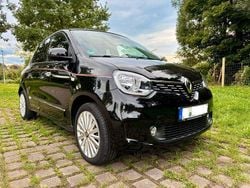 Schwarz Gebraucht 2021 Renault Twingo Vibes Kleinwagen | 9.400 € (Superpreis)