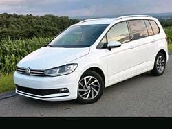 Weiß Gebraucht 2017 VW Touran Van / Kleinbus | 14.200 € (Etwas zu teuer)