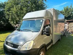 Grau Gebraucht 2010 Iveco Daily Limousine | 14.999 €