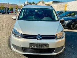 Gold Gebraucht 2011 VW Touran Comfortline Van / Kleinbus | 7.750 € (Fairer Preis)