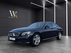 Blau Gebraucht 2016 Mercedes E400 Avantgarde Limousine | 29.900 €