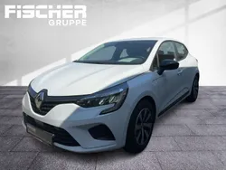 Weiß Gebraucht 2023 Renault Clio V Equilibre Limousine | 14.490 € (Guter Preis)