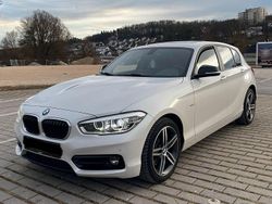 Weiß Gebraucht 2017 BMW 120 Sport Line Kleinwagen | 13.990 € (Fairer Preis)