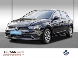 Schwarz Gebraucht 2023 VW Polo Life Limousine | 19.790 € (Guter Preis)