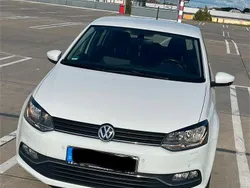 Weiß Gebraucht 2014 VW Polo Comfortline Limousine | 7.900 € (Etwas zu teuer)