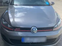 Grau Gebraucht 2015 VW Golf VII GTI Limousine | 13.990 € (Guter Preis)