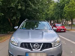 Grau Gebraucht 2012 Nissan Qashqai +2 SUV | 10.000 € (Fairer Preis)