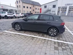 Uranograu Gebraucht 2025 VW Golf VIII Goal Kleinwagen | 28.900 € (Superpreis)