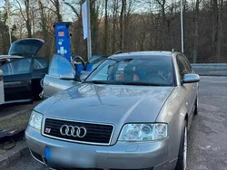 Grau Gebraucht 2003 Audi A6 Kombi | 2.299 € (Teuer)