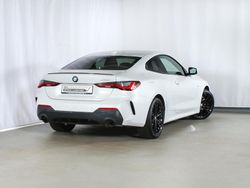 Weiss Gebraucht 2024 BMW 430 M Sport Coupé | 51.340 € (Etwas zu teuer)