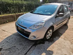 Silber Gebraucht 2010 Renault Clio III Expression Limousine | 2.800 € (Guter Preis)