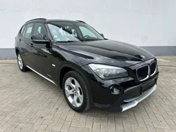 Schwarz Gebraucht 2011 BMW X1 xLine SUV | 7.900 € (Superpreis)