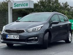 Grau Gebraucht 2017 Kia Ceed Sportswagon Edition 7 Kombi | 8.800 € (Guter Preis)