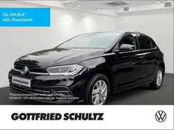 Deep black perleffekt Gebraucht 2024 VW Polo Style Kleinwagen | 19.890 € (Guter Preis)