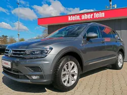 Grau Gebraucht 2019 VW Tiguan Allspace Highline SUV | 29.950 € (Guter Preis)