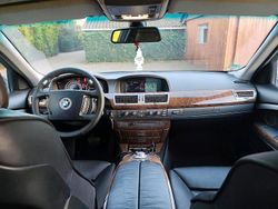 Grau Gebraucht 2003 BMW 735 Limousine | 5.500 €