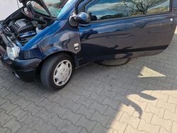 Blau Gebraucht 2001 Renault Twingo Kleinwagen | 1.100 €