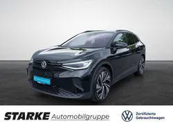 Schwarz (grenadillschwarz metallic) Gebraucht 2024 VW ID.4 Pro SUV | 46.440 € (Teuer)