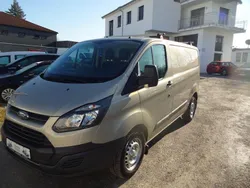 Silber Gebraucht 2017 Ford Transit Custom Van / Kleinbus | 8.990 €